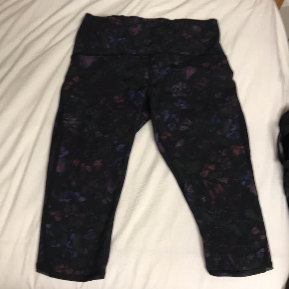Lulu lemon crop leggings